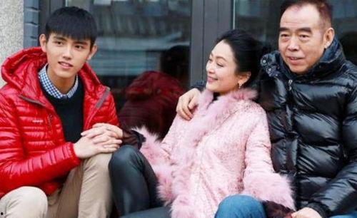 陈凯歌的儿子吃瓜视频,吃瓜视频引发网友热议