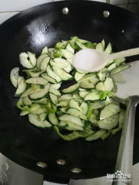 藤瓜做菜吃的好吃吗视频,家常菜视频教你做出美味佳肴