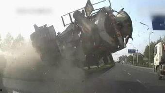 大炮父亲吃瓜视频大全,趣味横生的家庭欢乐时光